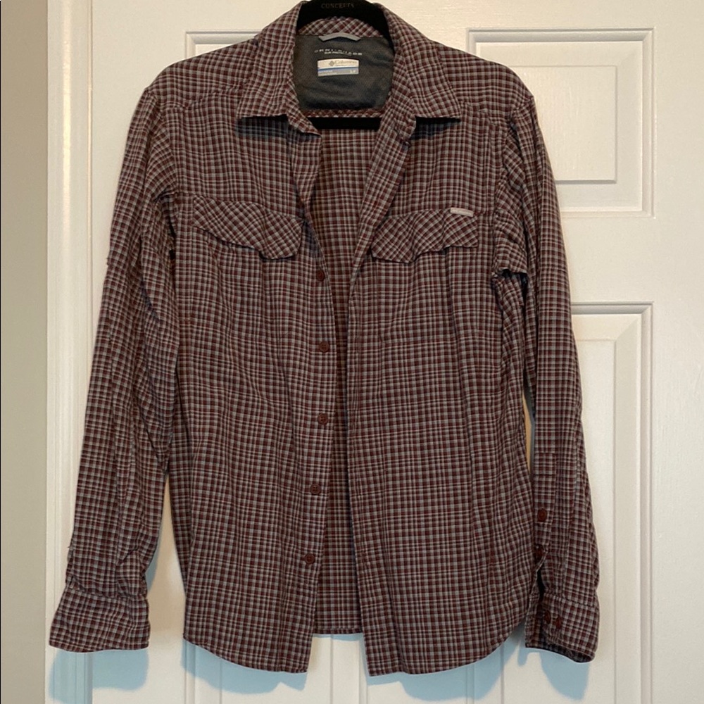Columbia Omni-shade men’s small long sleeve vented button up shirt